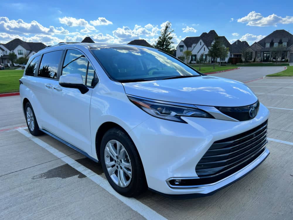 2022 Toyota Sienna XLE