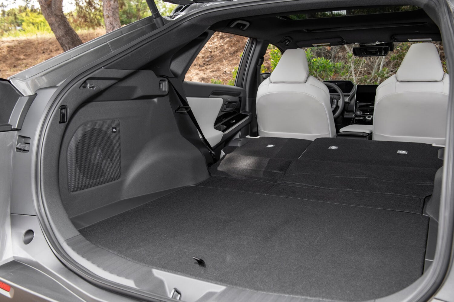 bZ4X review of the cargo space