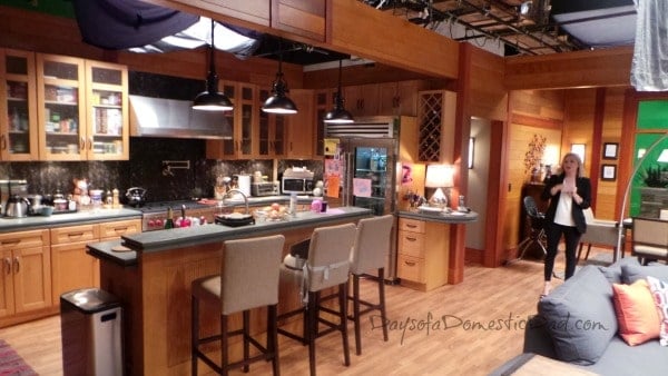 a tour of the Grey's Anatomy set tour
seattle grey sloan memorial hospital
derek and meredith house