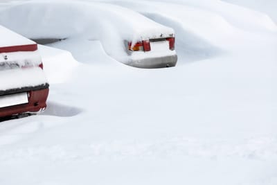 6 Ways to Stay Safe on the Roads This Winter