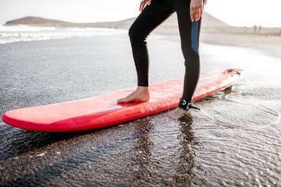 Beginners Need To Know These 7 Things Before They Start Surfing