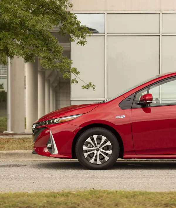 2020 Toyota Prius Prime Takes Hybrid Up a Notch