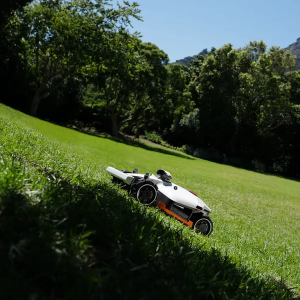 The Technology Inside Robotic Lawn Mowers: Sensors, AI, and Automation
