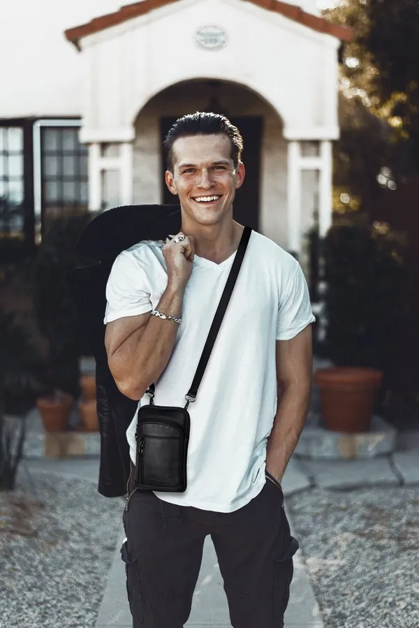 Carry Multifunctional Belt Bag For Men In Style