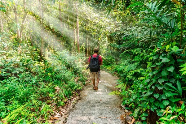 6 of the World’s Best Hiking Trails