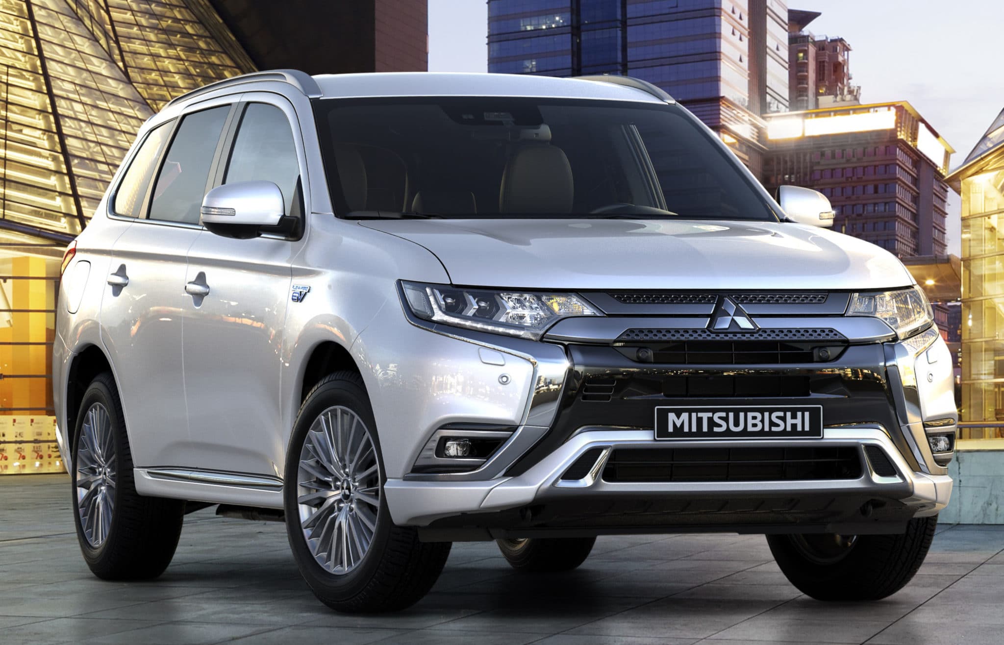 The Practical Side of the 2019 Mitsubishi Outlander PHEV