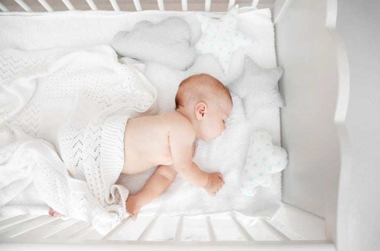 Effective Hacks That Will Help Your Baby Sleep More Comfortably