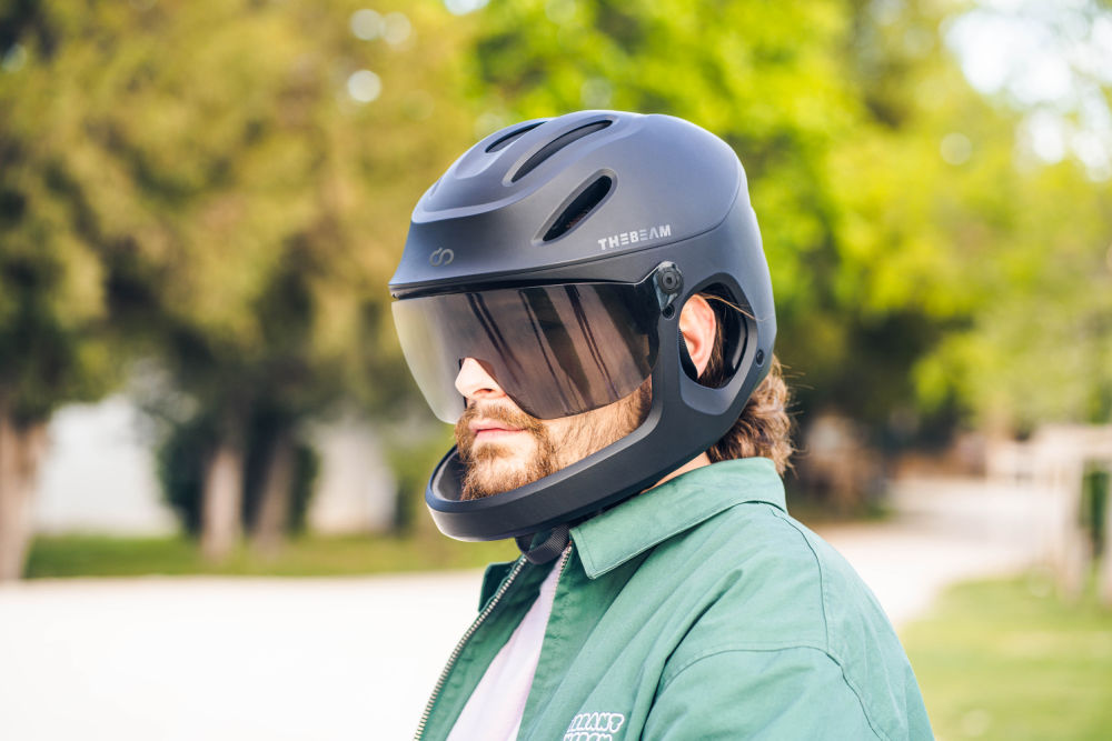 Stay protected against the elements with a Virgo Full Face Helmet.